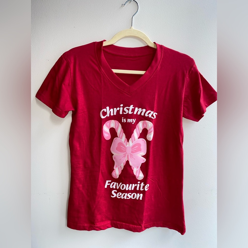 New! Christmas is my Favourite Season Women’s Candy Cane Bow Holiday T-Shirt L